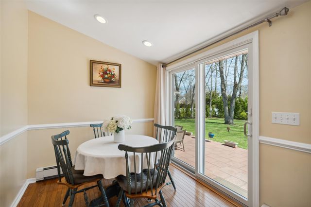 3 Longhorn Lane, East Setauket, NY 11733