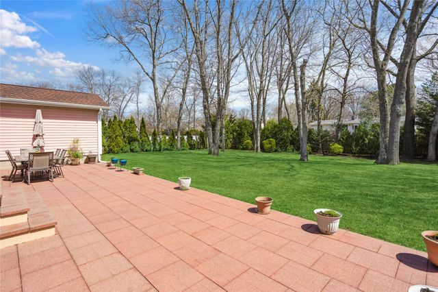 3 Longhorn Lane, East Setauket, NY 11733
