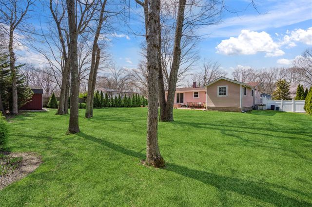 3 Longhorn Lane, East Setauket, NY 11733