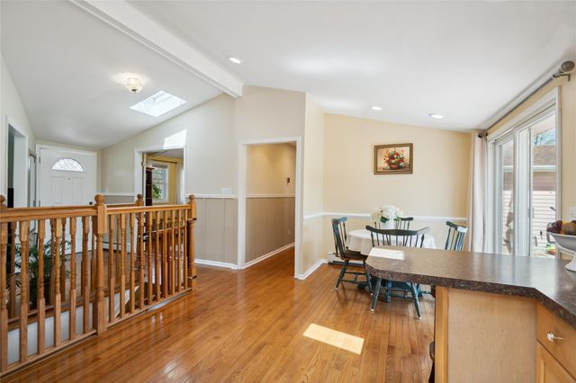 3 Longhorn Lane, East Setauket, NY 11733