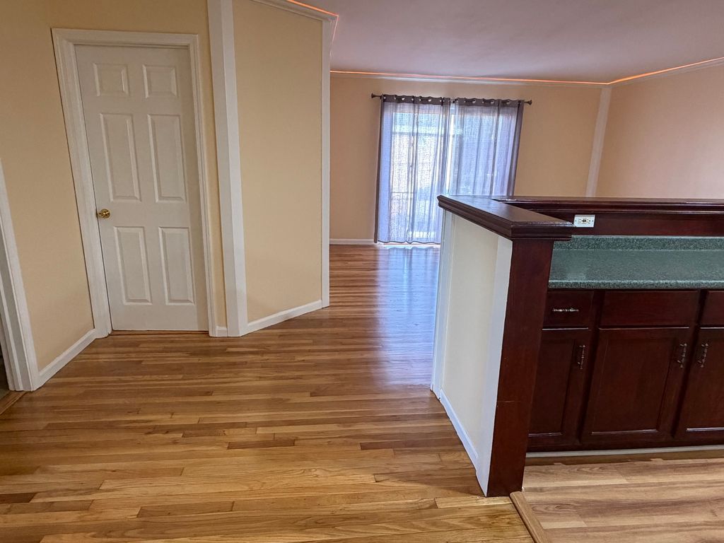8836 N Western Avenue 207G, Des Plaines, IL 60016 — photo 2