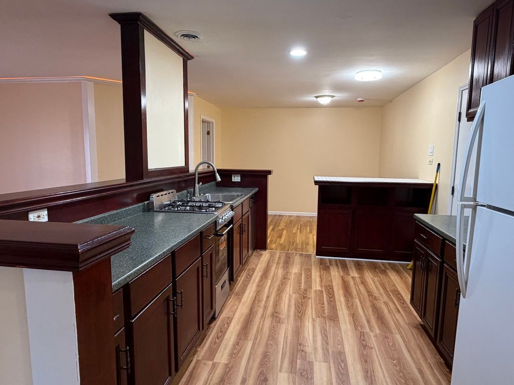 8836 N Western Avenue 207G, Des Plaines, IL 60016 — photo 4