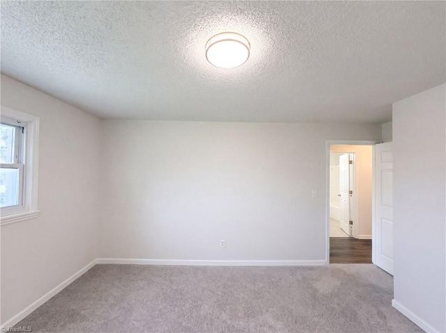 169 Bedford Drive, Lexington, NC 27295