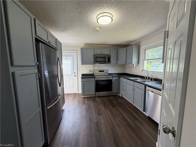 169 Bedford Drive, Lexington, NC 27295