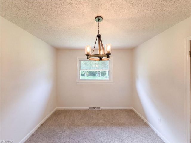 169 Bedford Drive, Lexington, NC 27295