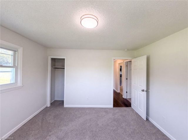 169 Bedford Drive, Lexington, NC 27295