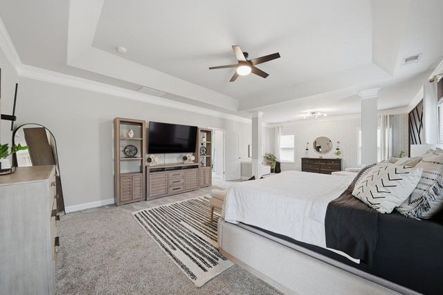 536 W Saddletree Drive, Reidville, SC 29388