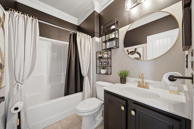 536 W Saddletree Drive, Reidville, SC 29388