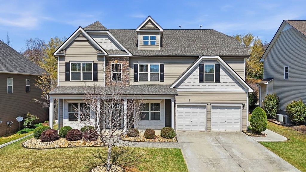 536 W Saddletree Drive, Reidville, SC 29388