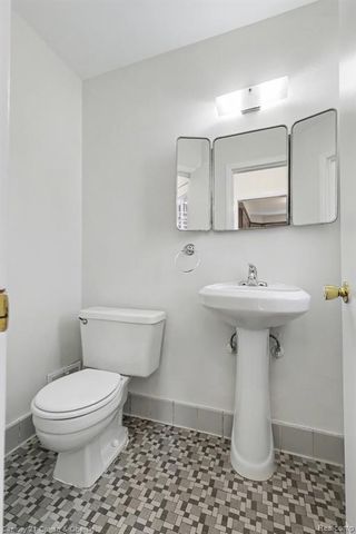 8949 Fox Avenue, Allen Park, MI 48101