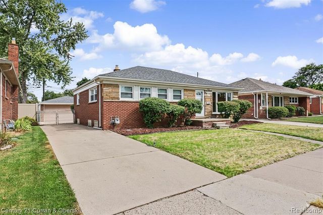 8949 Fox Avenue, Allen Park, MI 48101