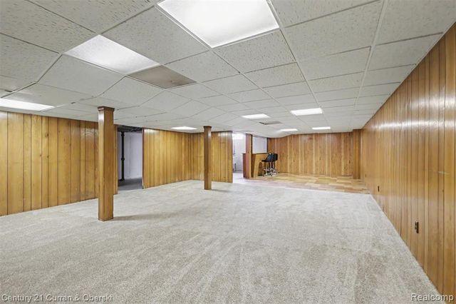 8949 Fox Avenue, Allen Park, MI 48101