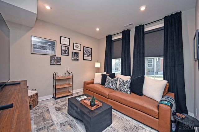 7226 Abington Way, West Chester, OH 45069