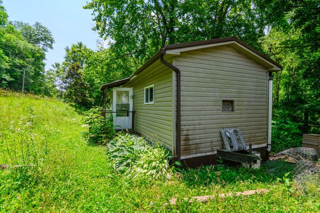 970 Highway 3001, Coalgood, KY 40818