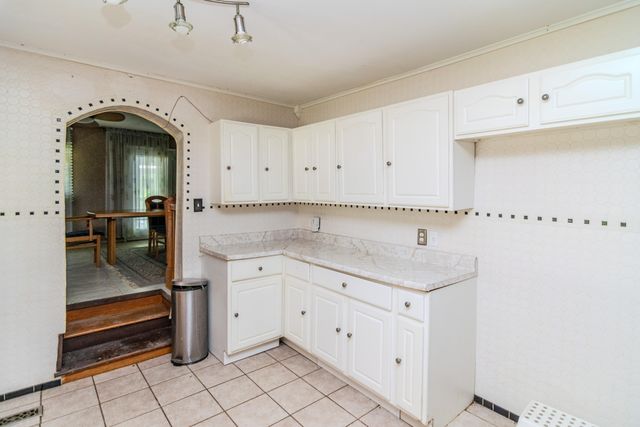 970 Highway 3001, Coalgood, KY 40818