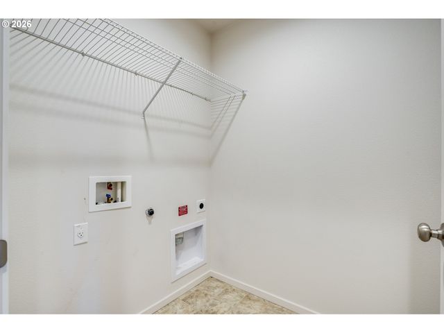 2240 Se 16TH St, Gresham, OR 97080