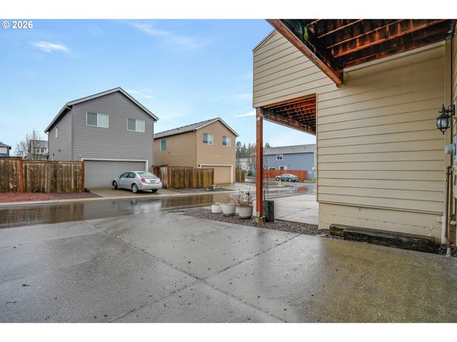 2240 Se 16TH St, Gresham, OR 97080