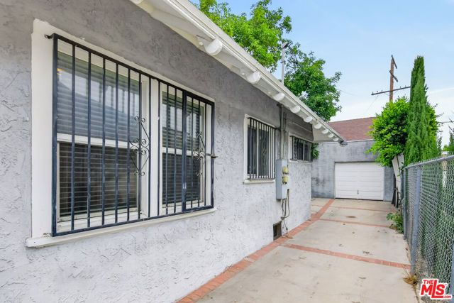 2905 W 14th Street, Los Angeles, CA 90006