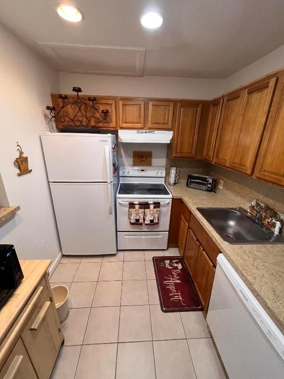 Image 14 of property listing at 287 Suffolk G, Boca Raton, FL 33434