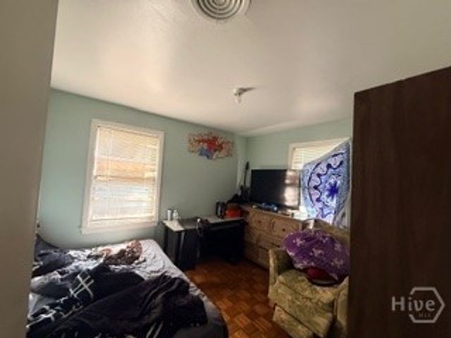 410 E Montgomery, Savannah, GA 31406