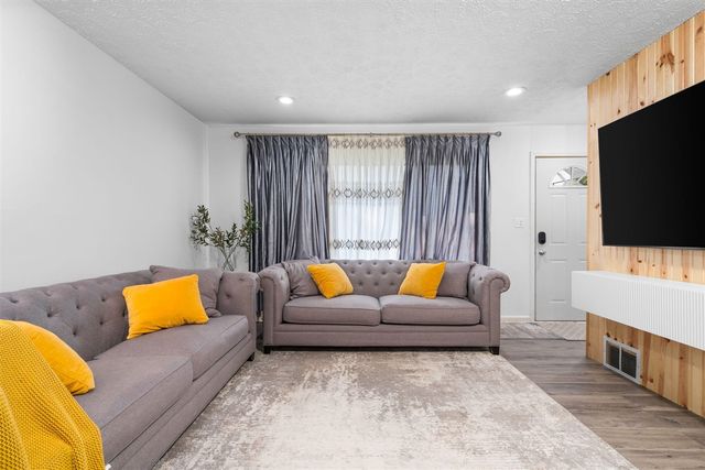 1027 Lori Street, Ypsilanti, MI 48198