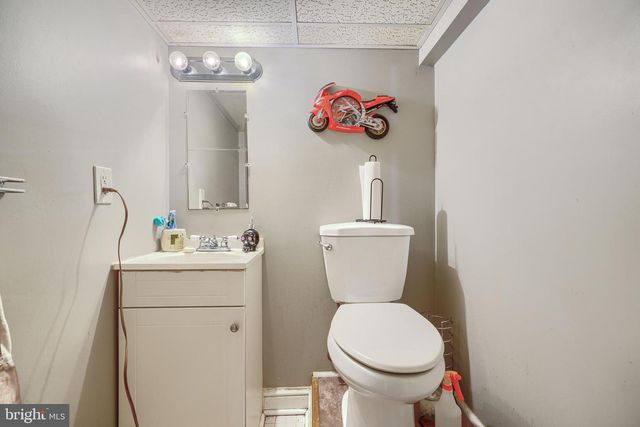 4711 SCHLEY AVE, Baltimore, MD 21206