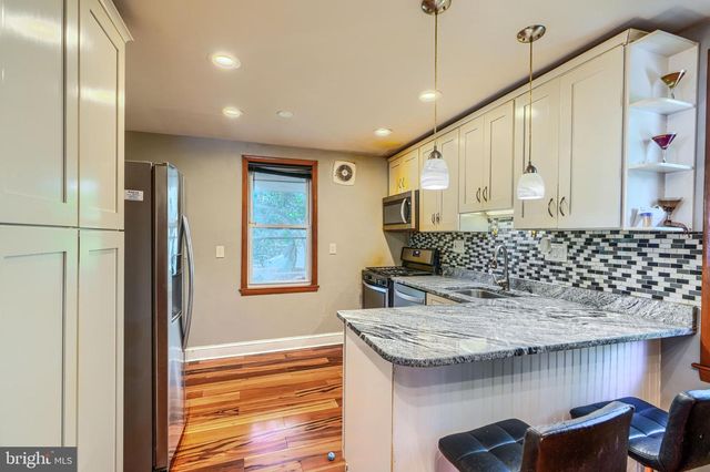 4711 SCHLEY AVE, Baltimore, MD 21206