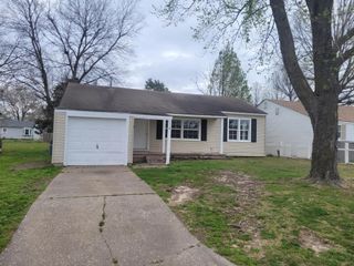 1114 M Street NW, Miami, OK 74354