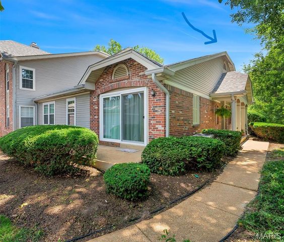 5437 Kenrick Parke Drive, Shrewsbury, MO 63119