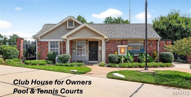 5437 Kenrick Parke Drive, Shrewsbury, MO 63119