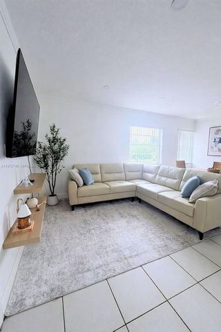 6901 SW 129th Ave 5, Miami, FL 33183