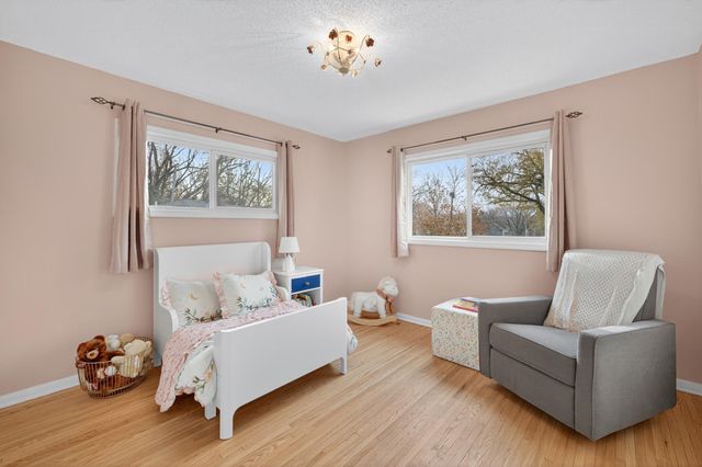 11300 Friar Lane, Minnetonka, MN 55305