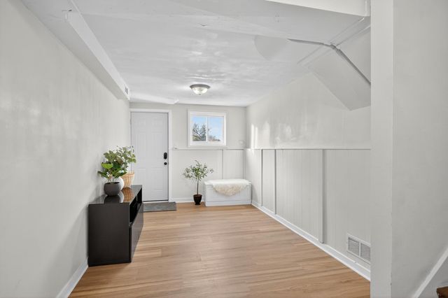 11300 Friar Lane, Minnetonka, MN 55305