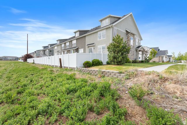 2343 W WYSTERIA DR, Mapleton, UT 84664