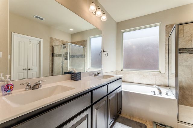 5212 Sugarcane Lane, Fort Worth, TX 76179