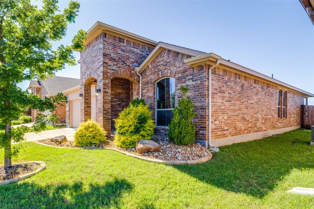 5212 Sugarcane Lane, Fort Worth, TX 76179