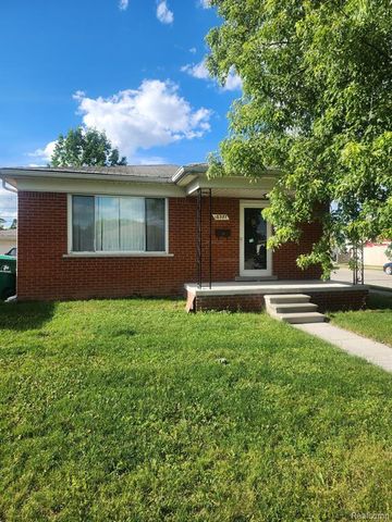 18327 Holland Avenue, Eastpointe, MI 48021