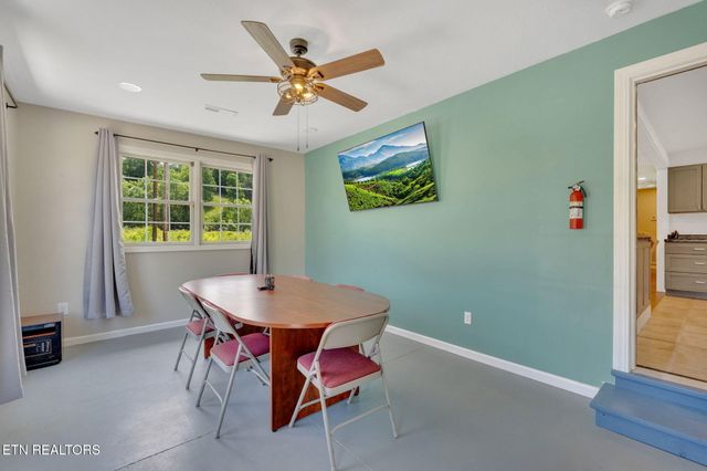296 Seal Ave, Sneedville, TN 37869