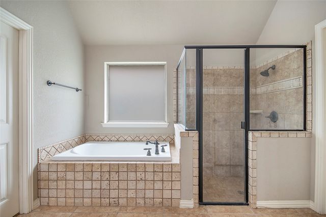 2505 Wichita Trail, Sanger, TX 76266