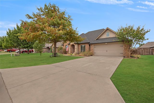 2505 Wichita Trail, Sanger, TX 76266
