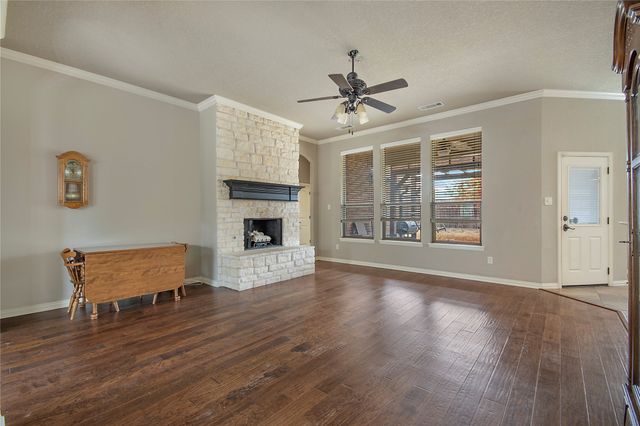 2505 Wichita Trail, Sanger, TX 76266