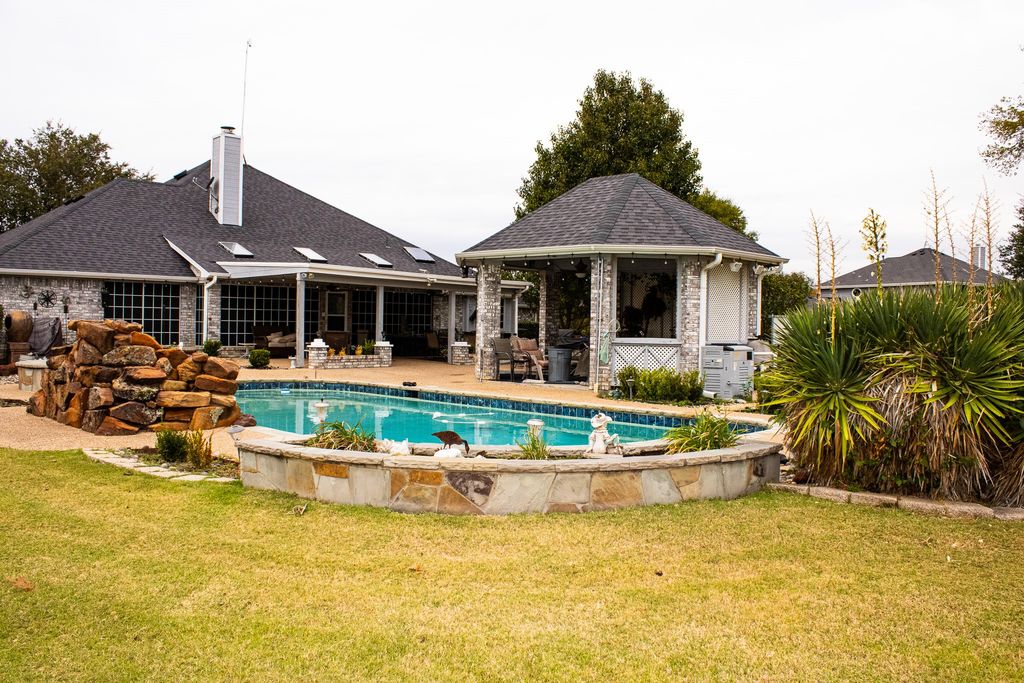 3416 Doris Walker Trail, Burleson, TX 76028