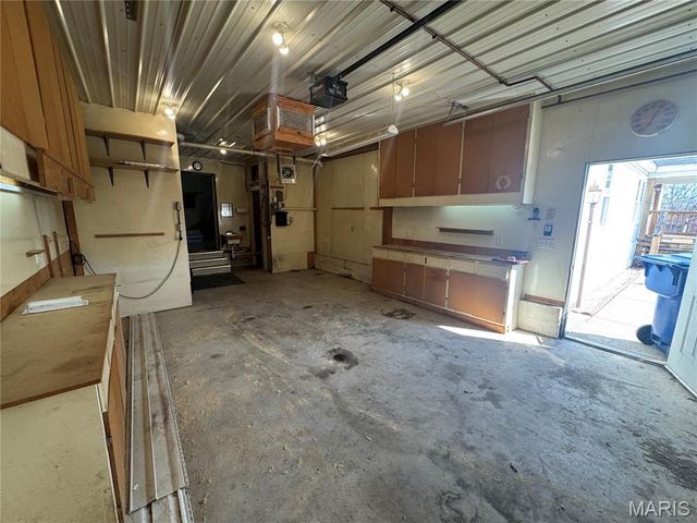 221 Cannon Street, Moscow Mills, MO 63362