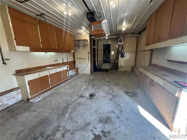 221 Cannon Street, Moscow Mills, MO 63362