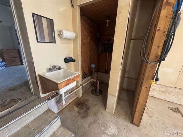 221 Cannon Street, Moscow Mills, MO 63362