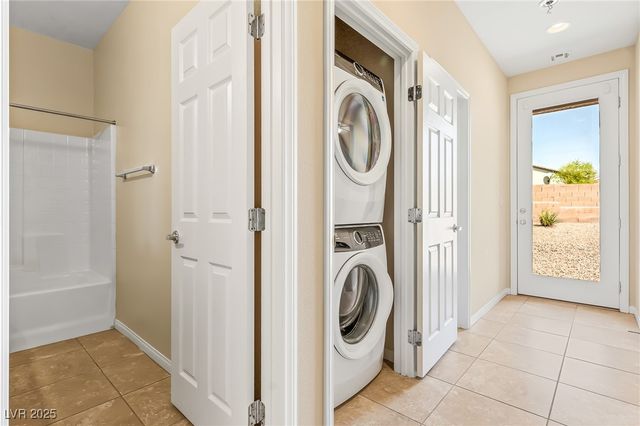 2725 Beacon Rock Drive, Laughlin, NV 89029