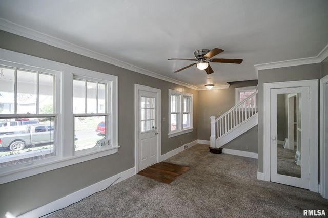 518 E ARCADIA Avenue, Peoria, IL 61603