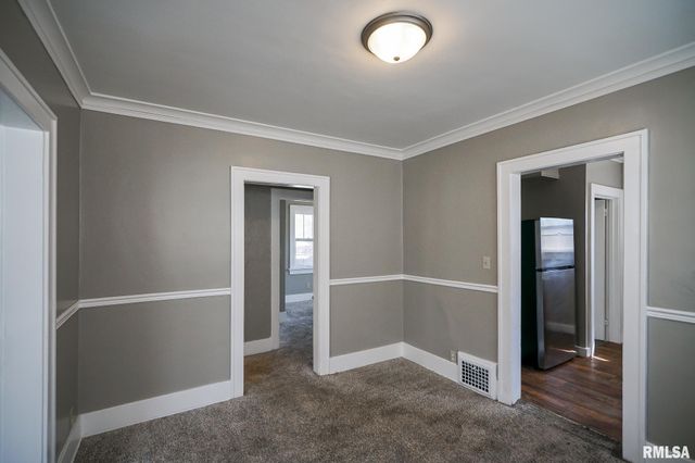 518 E ARCADIA Avenue, Peoria, IL 61603