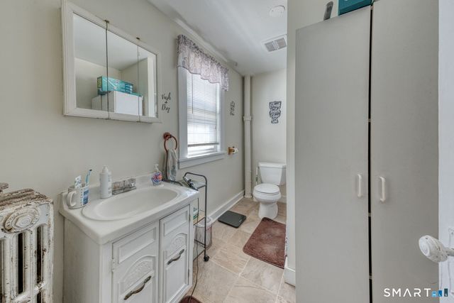 90-92 Main Street, South Windsor, CT 06074