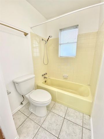 2908 Lisa Lane, Arlington, TX 76013